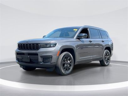 Used 2024 Jeep Grand Cherokee L Laredo