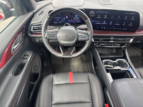 Used 2024 Chevrolet Traverse RS w/ LPO, Floor Liner Package AWD/4WD image 27