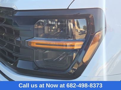 New 2025 Ford F150 XLT w/ Equipment Group 302A MID