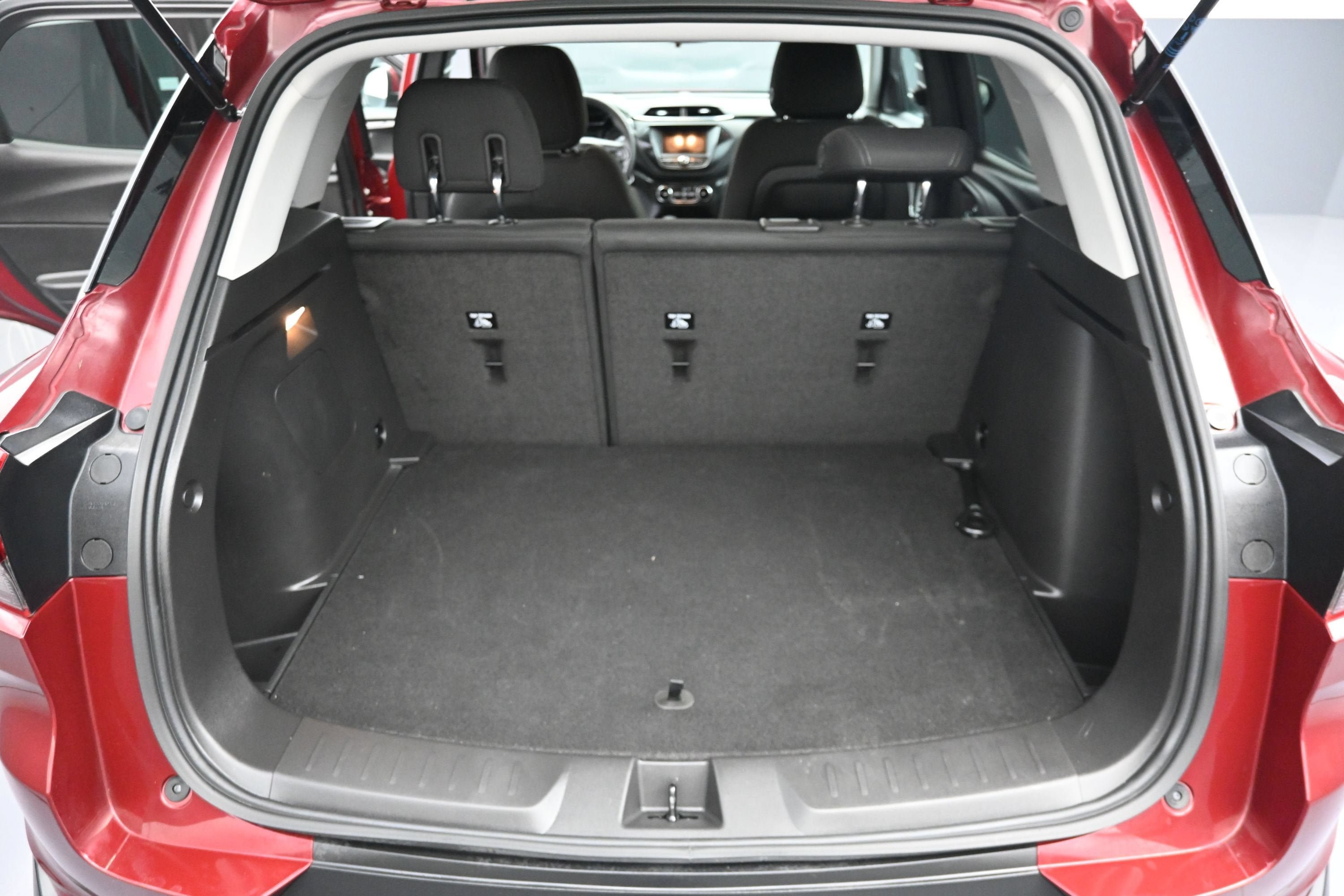 Used 2023 Chevrolet TrailBlazer LT FWD image 27