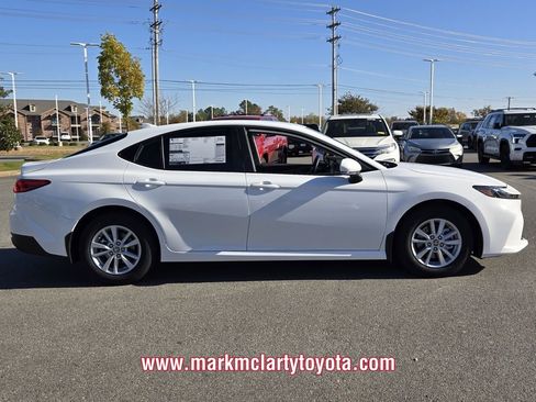 New 2026 Toyota Camry LE image 2