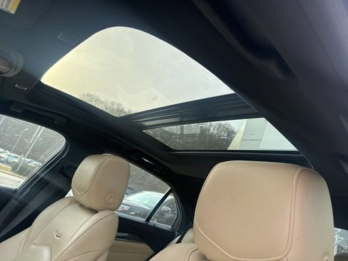 Used 2018 Cadillac CTS Luxury image 17