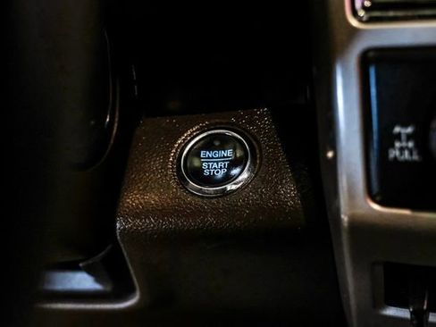 Used 2018 Ford F250 King Ranch w/ King Ranch Ultimate Package AWD/4WD image 20