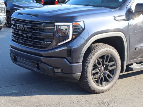 Used 2026 GMC Sierra 1500 Elevation w/ Elevation Premium Package AWD/4WD image 6