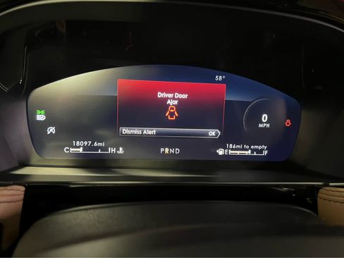 Used 2022 Lincoln Corsair Reserve w/ Elements Package image 17