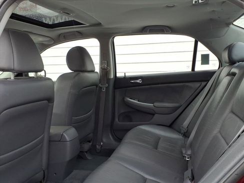Used 2003 Honda Accord EX image 9