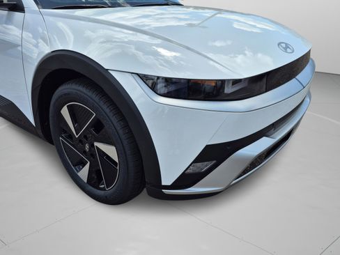 New 2026 Hyundai Ioniq 5 SEL RWD image 36