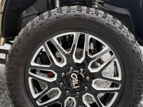 Used 2013 RAM 3500 Laramie Longhorn image 28