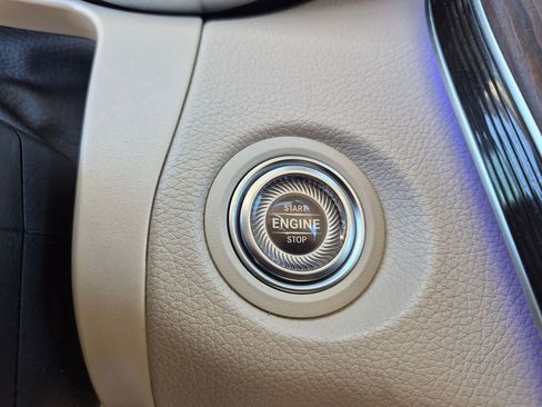 Used 2022 Mercedes-Benz GLC 300 4MATIC image 22