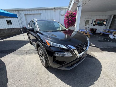 Used 2023 Nissan Rogue SV w/ SV Premium B Package AWD/4WD image 7