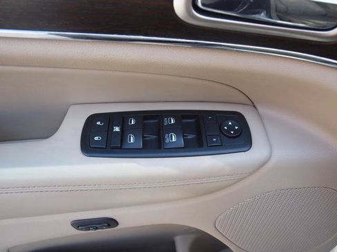 Used 2015 Jeep Grand Cherokee Limited AWD/4WD image 8