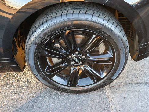 Certified 2022 Land Rover Range Rover Velar R-Dynamic S image 15