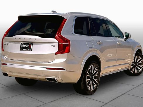 Used 2021 Volvo XC90 T5 Momentum w/ Protection Package Premier FWD image 13
