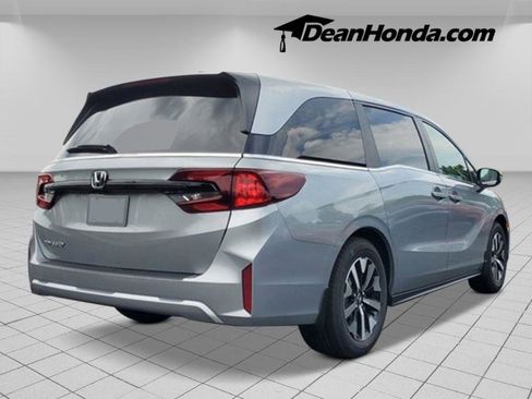 New 2026 Honda Odyssey EX-L image 4