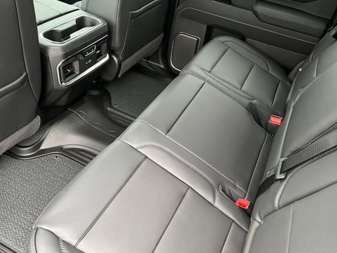 New 2026 GMC Sierra 2500 Denali w/ Denali Reserve Package AWD/4WD image 12
