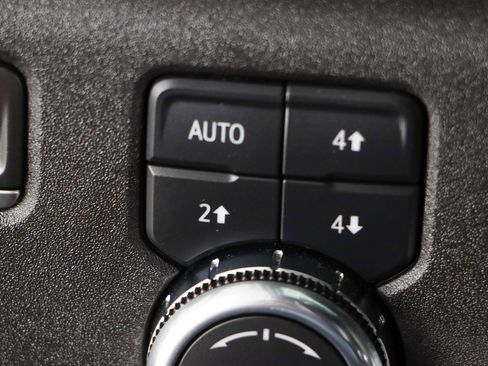 Used 2024 GMC Sierra 1500 Elevation w/ Elevation Premium Package AWD/4WD image 23