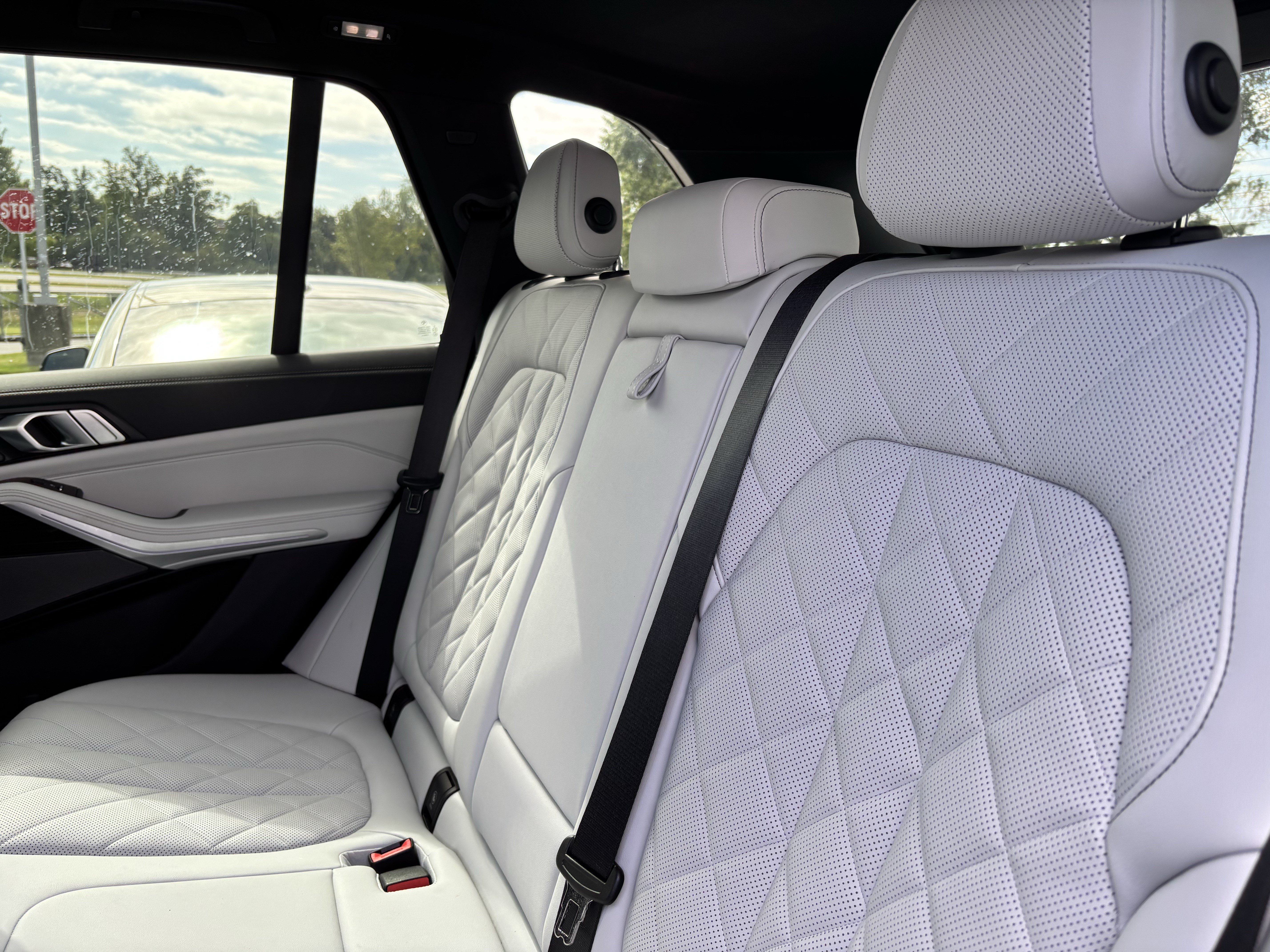 Certified 2025 BMW X5 sDrive40i w/ Premium Package RWD image 33
