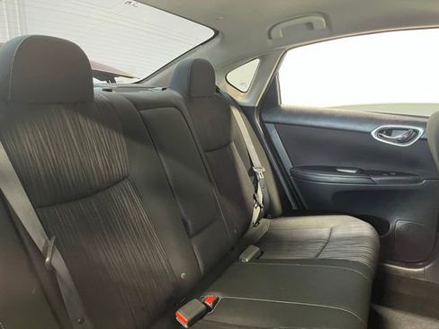 Used 2019 Nissan Sentra SV FWD image 13