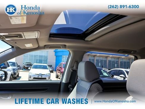 Used 2024 Honda CR-V EX image 10