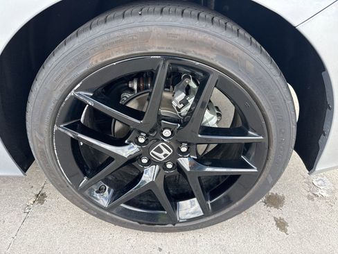 Certified 2025 Honda Civic Sport image 10