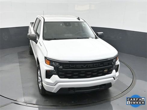Used 2023 Chevrolet Silverado 1500 Custom image 32