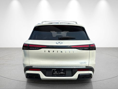 Used 2025 INFINITI QX60 Luxe w/ Lighting Package (N94) FWD image 4