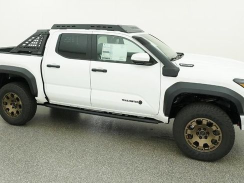 New 2026 Toyota Tacoma 4x4 Double Cab Hybrid image 12