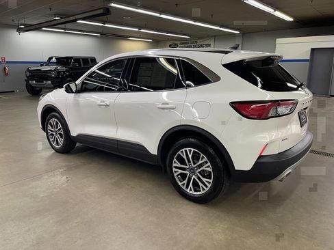 Used 2022 Ford Escape SEL w/ Technology Package image 5