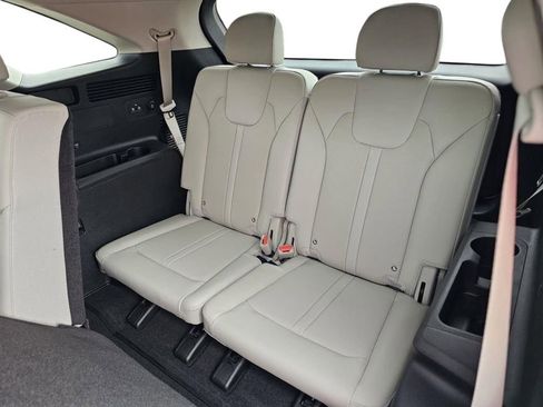 New 2026 Kia Sorento S FWD image 34