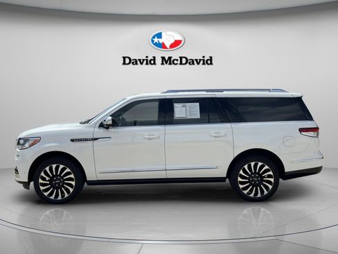 Certified 2024 Lincoln Navigator L Black Label AWD/4WD image 4