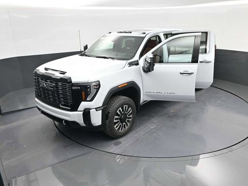 New 2026 GMC Sierra 2500 Denali Ultimate image 44