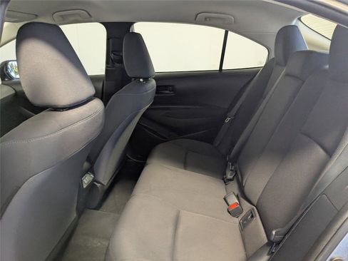 Used 2023 Toyota Corolla LE image 27