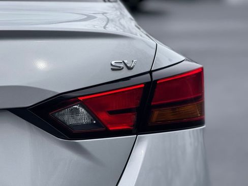Used 2022 Nissan Altima 2.5 SV image 14
