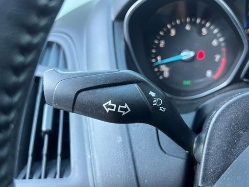 Certified 2017 Ford Focus SE w/ Cold Weather Package image 28