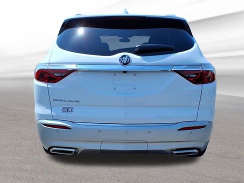 Certified 2024 Buick Enclave Essence FWD image 5