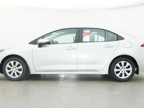 New 2026 Toyota Corolla LE image 10