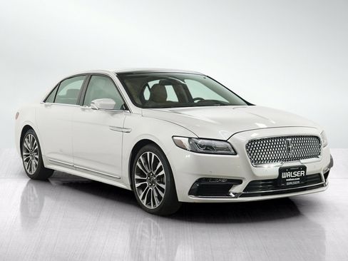 Used 2017 Lincoln Continental Reserve w/ Climate Package AWD/4WD image 7