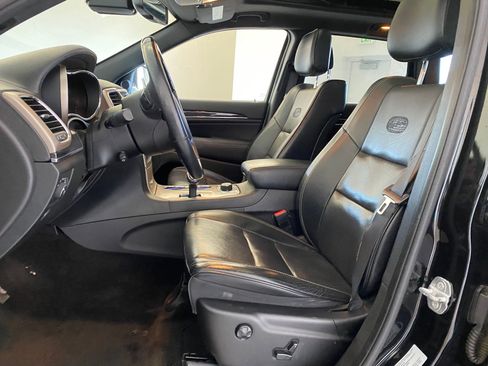 Used 2015 Jeep Grand Cherokee Overland w/ Advanced Technology Group image 5