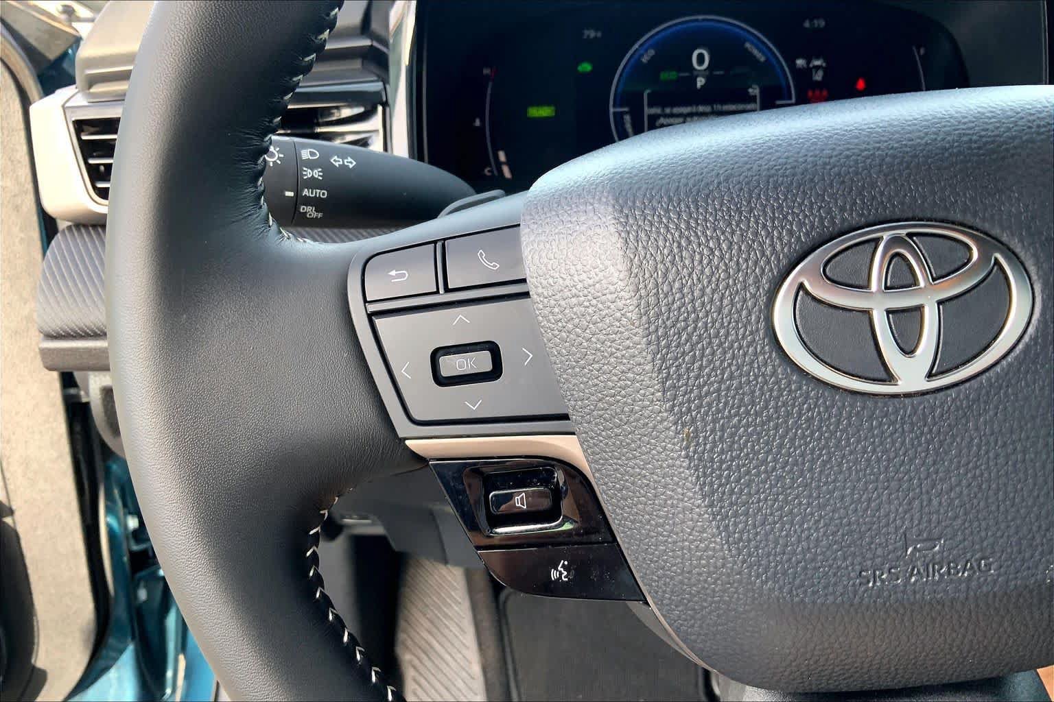 Used 2026 Toyota Camry SE w/ Convenience Package FWD image 24