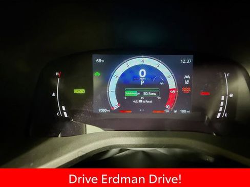 Certified 2025 Toyota Camry SE image 17