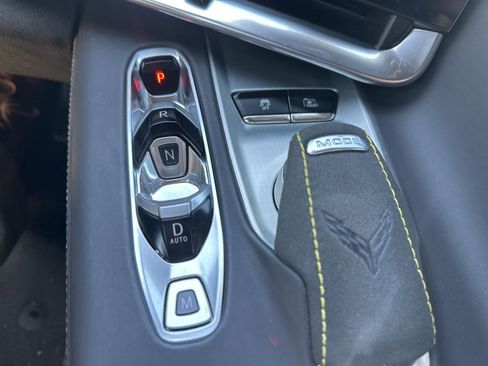 Used 2022 Chevrolet Corvette Stingray Premium Cpe w/ Z51 Performance Package RWD image 24