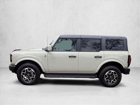 New 2026 Ford Bronco Outer Banks AWD/4WD image 2