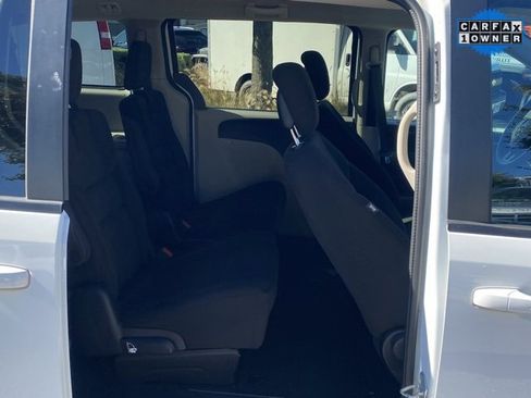 Used 2015 Dodge Grand Caravan SE w/ Quick Order Package 29E SE image 27