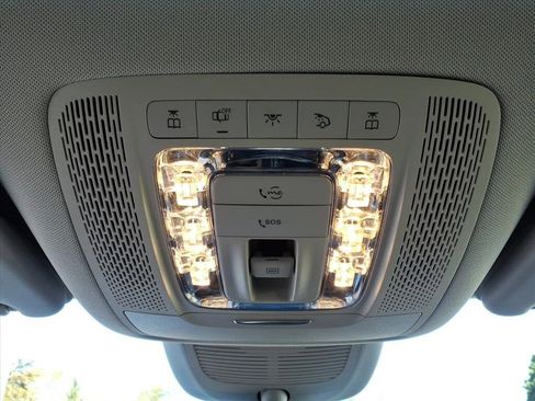 Used 2020 Mercedes-Benz GLE 350 4MATIC image 18