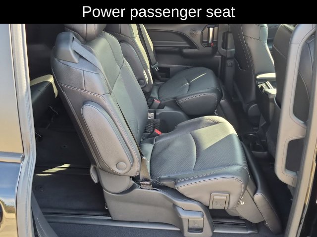 Used 2026 Toyota Sienna Limited AWD/4WD image 29