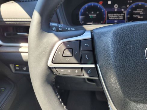 Used 2025 Toyota Grand Highlander AWD image 33