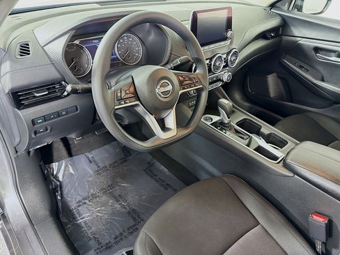 Used 2025 Nissan Sentra SV image 23