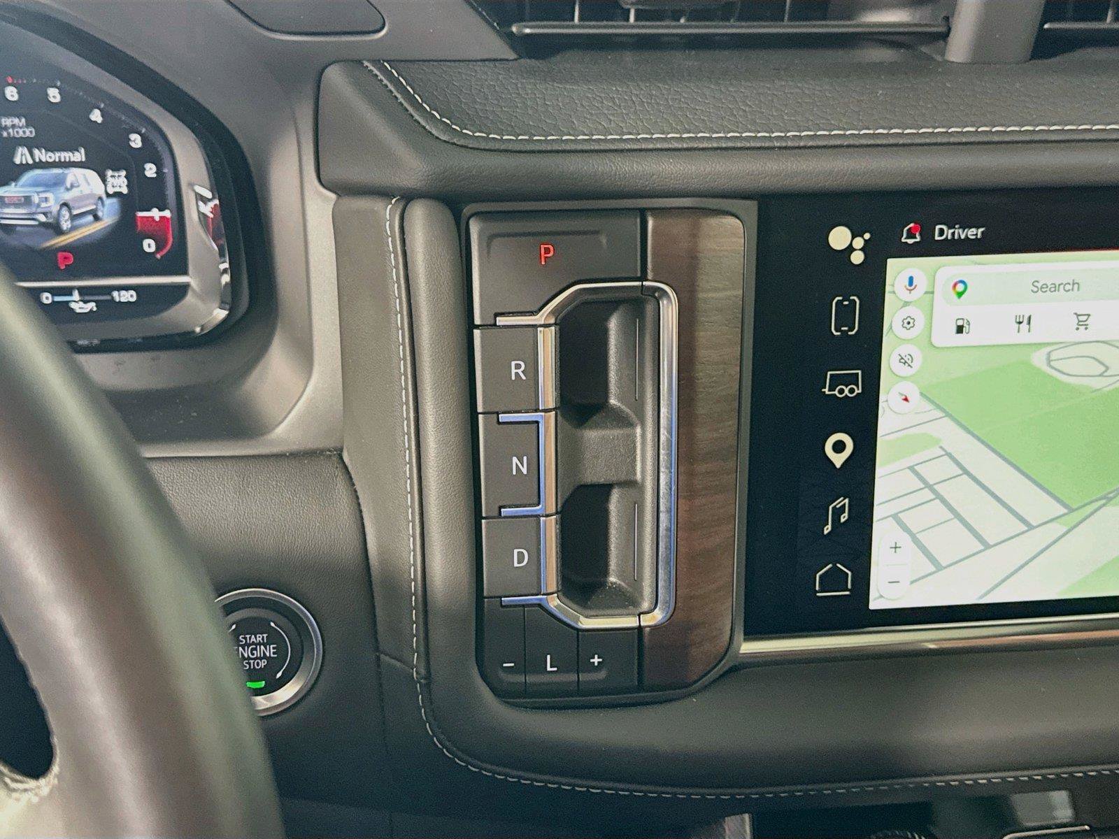 Used 2024 GMC Yukon XL Denali Ultimate AWD/4WD image 11