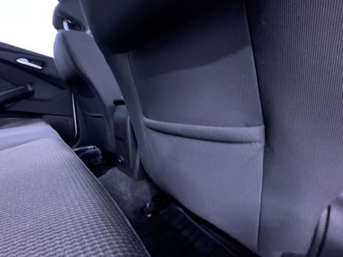Used 2014 Ford Focus SE FWD image 36