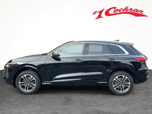 Certified 2025 Audi Q5 Premium w/ Convenience Package AWD/4WD image 10
